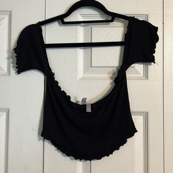 ASOS US Size 6 Black Sleeveless Crop Top Ribbed Ruffle Cold Shoulder Ruffle - Picture 6 of 6